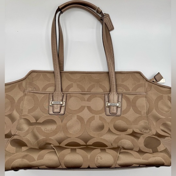 Coach Tan Signature Tote Bag | Very Good Condition - Picture 6 of 15